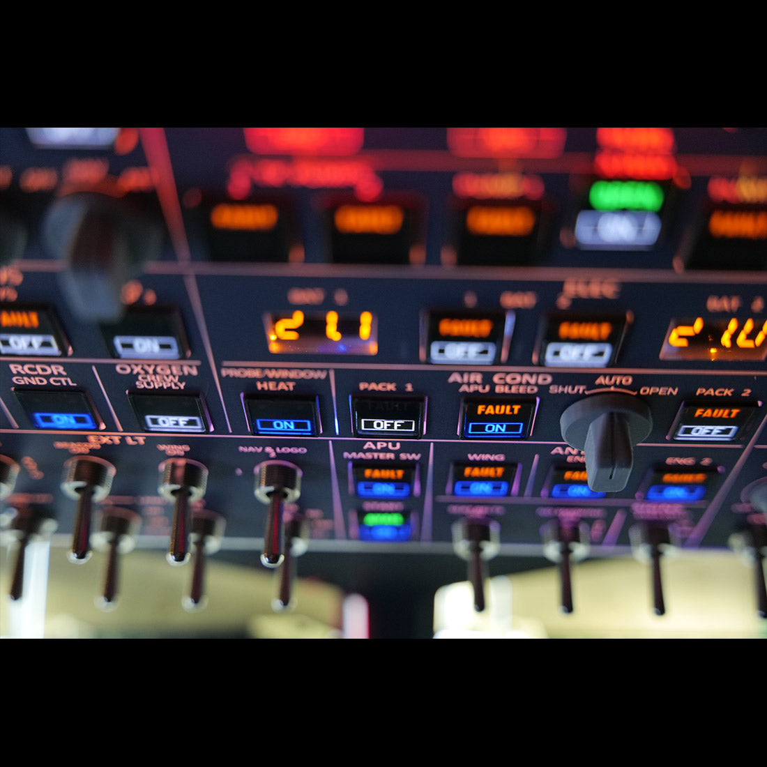 Rowsfire A107 A320pro/A320 MAX Light Overhead Panel (OVH)-V3.1 - Rowsfire