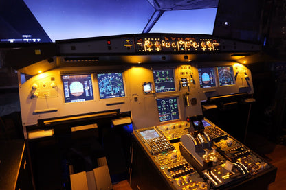 Rowsfire A220 1:1 Scale A320 Glareshield &amp; Main Instrument Panel Frame